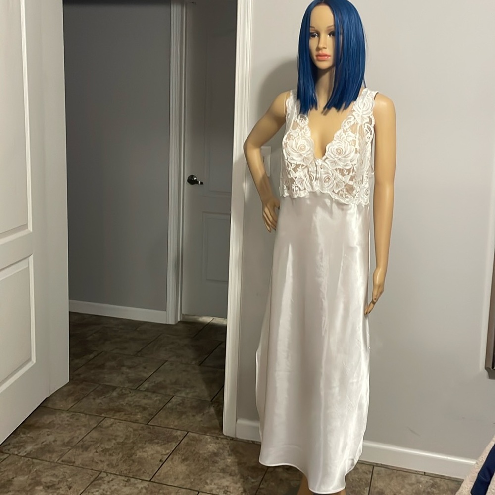 Vintage Cinema Etoile Night Gown Size Large